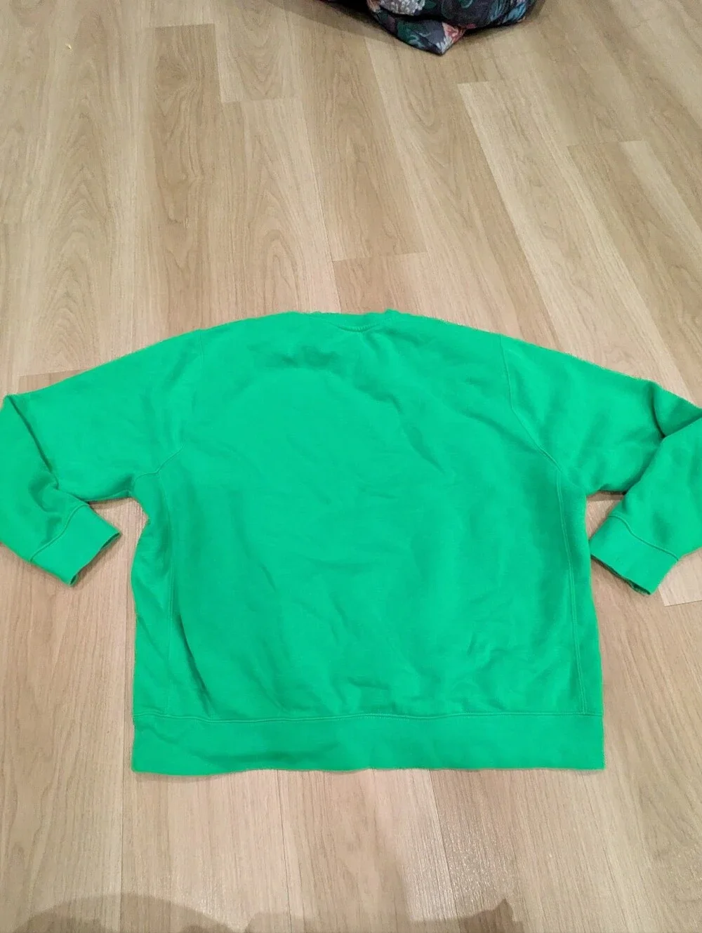 men's green Nike crewneck size xl